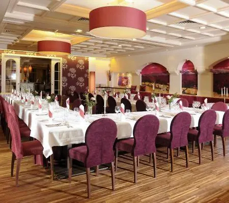 ホテル ラントガストホフ ムーア